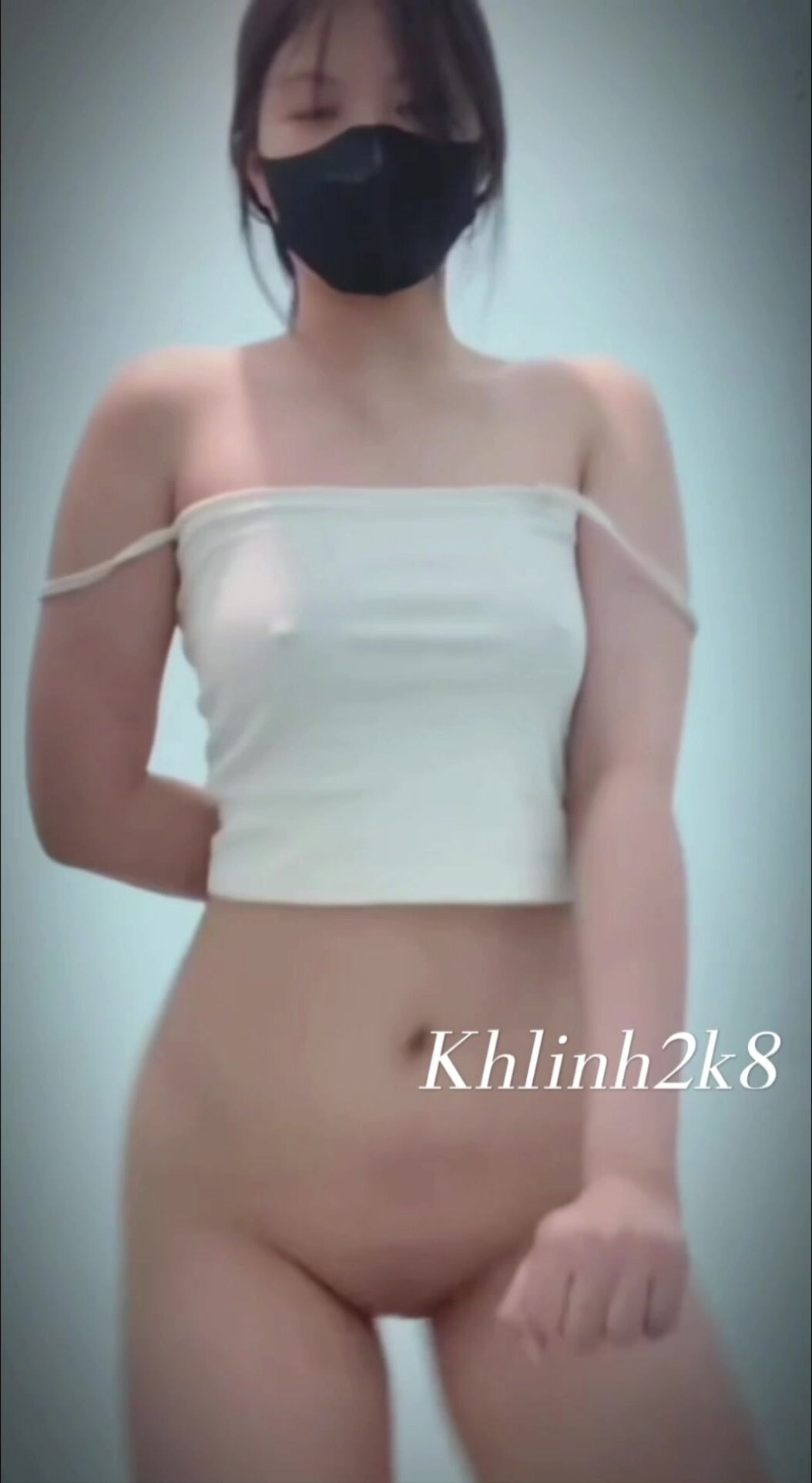 Khánh Linh 2k8 idol tiktok bán quạt cực căng - phần 2